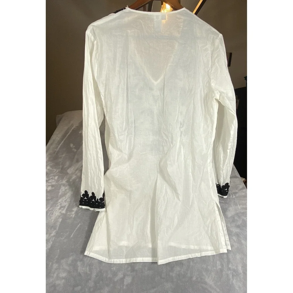 La Blanca Tunic Top Or Cover Up Resort Wear Small White Crochet Trim Island Chic - Picture 6 of 11